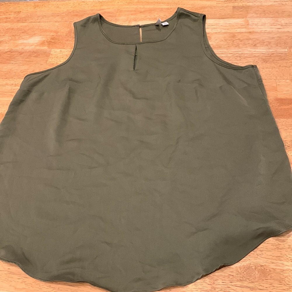 Cato 14/16W olive green sleeveless blouse